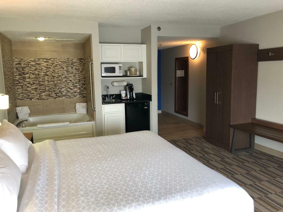 Holiday Inn Express And Suites Quakertown - Allentown Area By Ihg מראה חיצוני תמונה